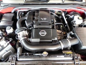 2013 Nissan Frontier Pro4X engine