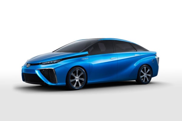 2013_Tokyo_Motor_Show_Toyota_Fuel_Cell_Vehicle_Concept_005