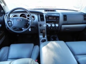 2013 Toyota Tundra - cockpit - AOA1200px
