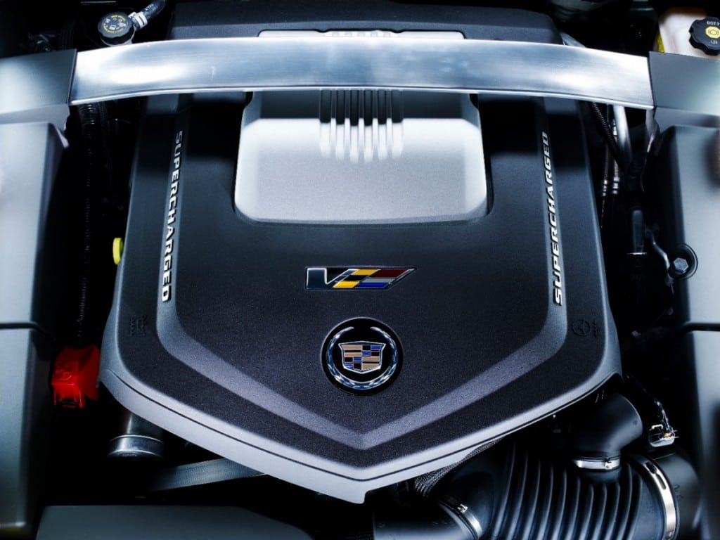 2014-Cadillac-CTSV-Sedan-025-medium