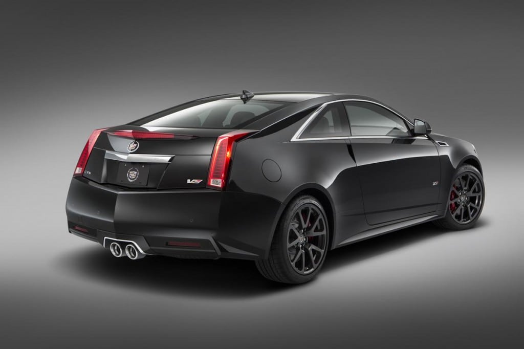 2015-Cadillac-CTSV-Coupe-002