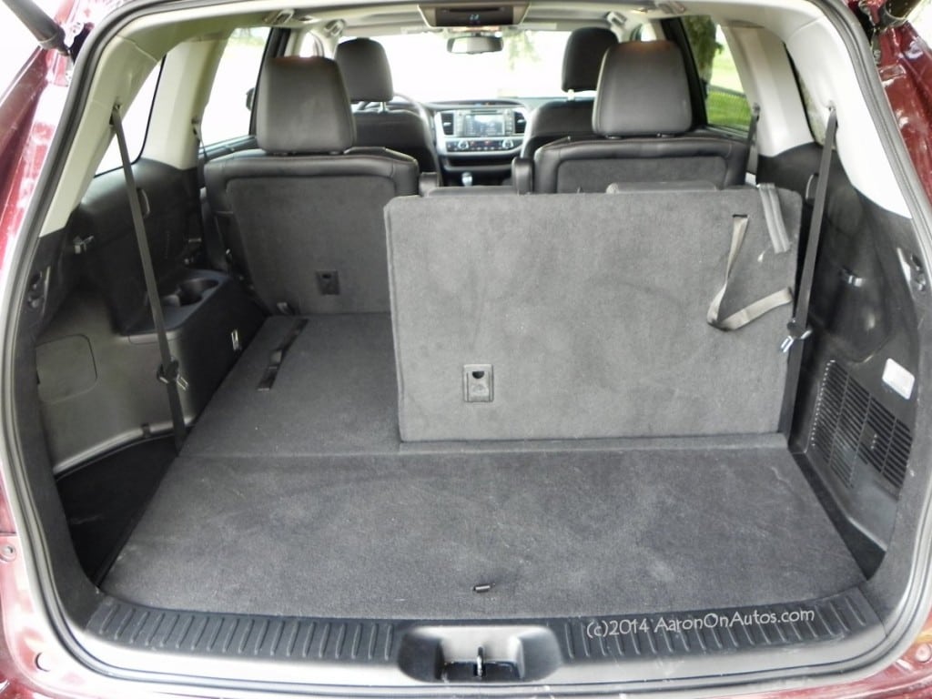 2014 Toyota Highlander - interior 3 - AOA1200px