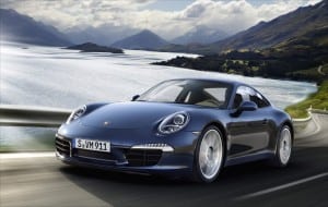 2012-new-porsche-911-Carrera-S-Front-angle-view_031