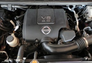 2014 Nissan Titan Pro-4X - engine - AOA1200px