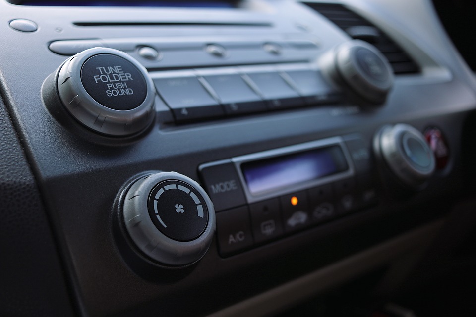 listen-up-this-is-how-to-choose-the-best-new-car-speakers-carnewscafe