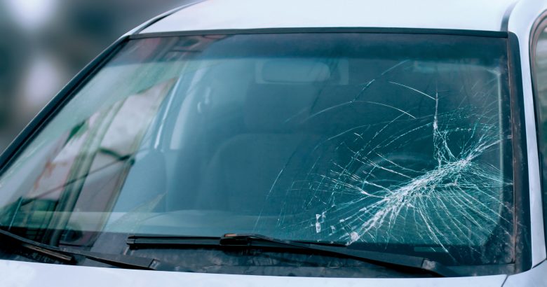 repair broken car windshield